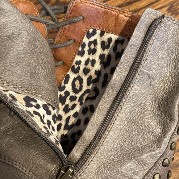 Lucky Brand Women’s 7M Brown Leather Studded 6" Shaft Combat Ankle Boot Zipper - Picture 7 of 7